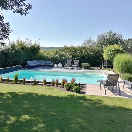 Le Clos Du Montys Louveigné Exteriör bild